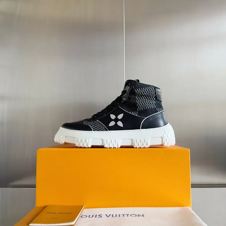 Louis Vuitton Shoe 